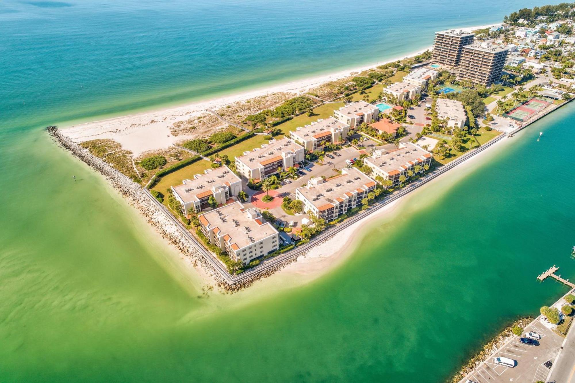Land'S End 11-203 Beach Front - Premier St. Pete Beach Exterior foto