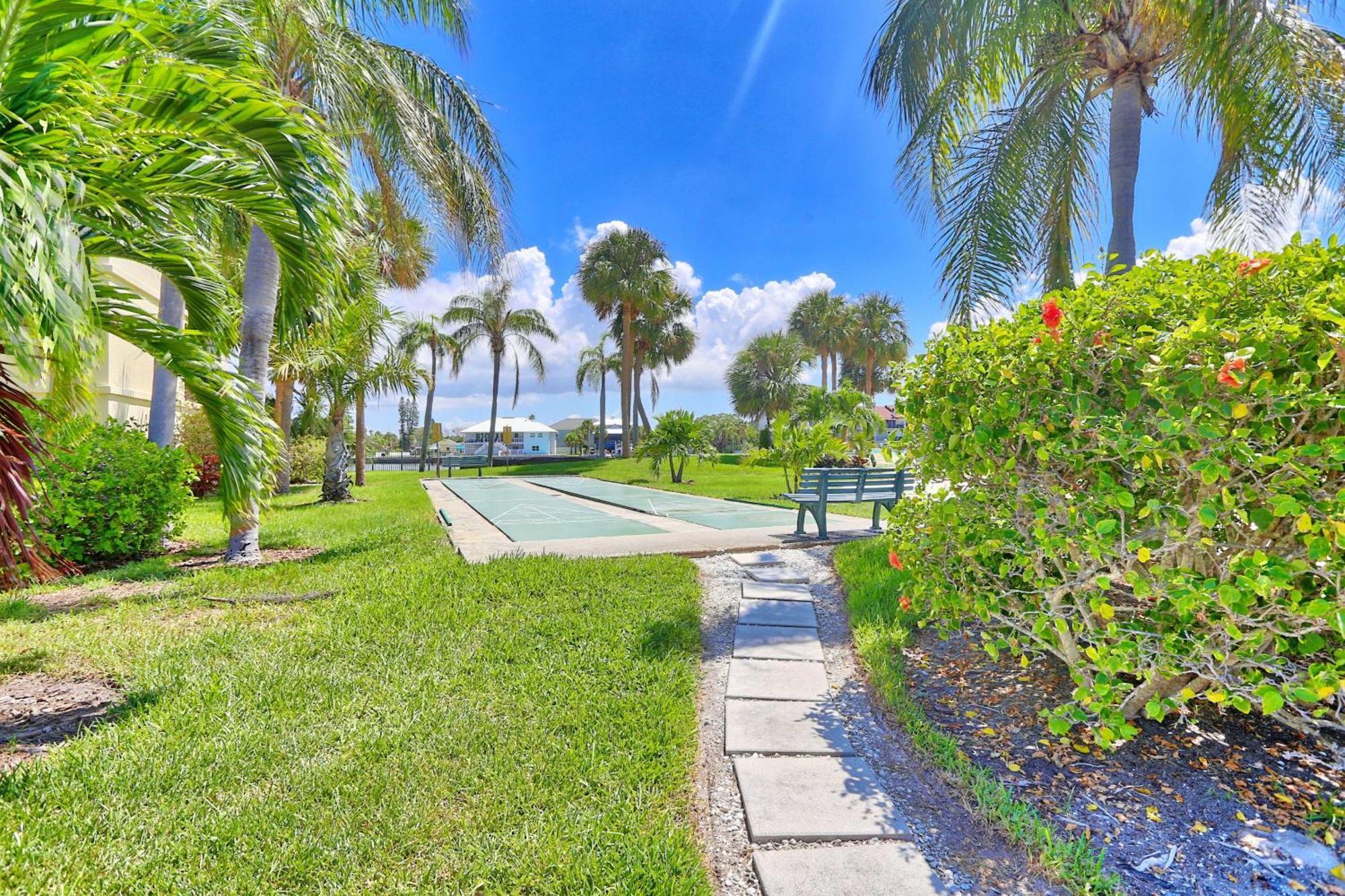 Land'S End 11-203 Beach Front - Premier St. Pete Beach Exterior foto